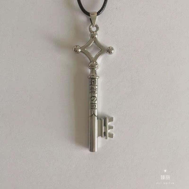 Anime Attack on Titan Necklace Eren Key Shingeki No Kyojin Pendant Vintage Retro Necklace Cosplay Party Jewelry